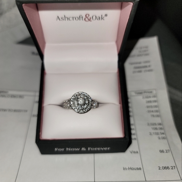 Wedding engagement ring - Picture 1 of 1
